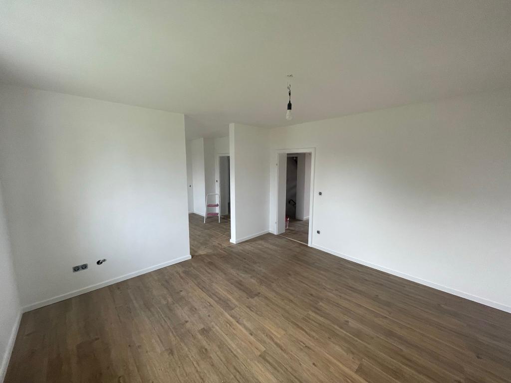 Einfamilienhaus: K&uuml;che und Esszimmer