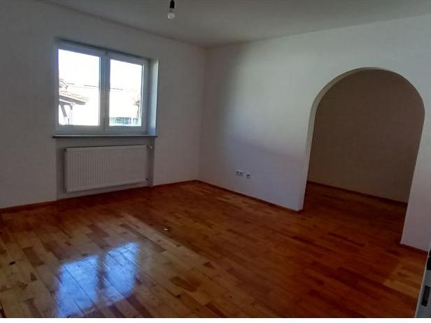 Einfamilienhaus: Schlafzimmer mit Ankleide